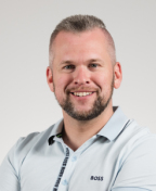 Jonas Claussen contact avatar