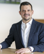 Raphael Schlageter contact avatar