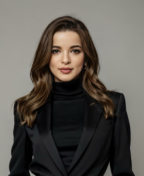 Nita Latifi contact avatar