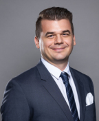 Botond Szövérfi contact avatar