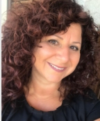 Teresa Catania contact avatar